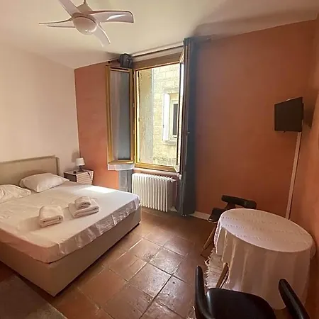 Ida D'hotes Bed & Breakfast Montpellier