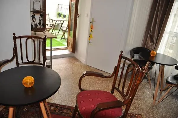 Alojamento de Acomodação e Pequeno-almoço Ida D'hôtes 3*