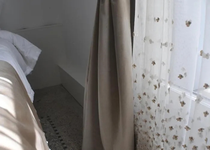 Alojamento de Acomodação e Pequeno-almoço Ida D'hôtes